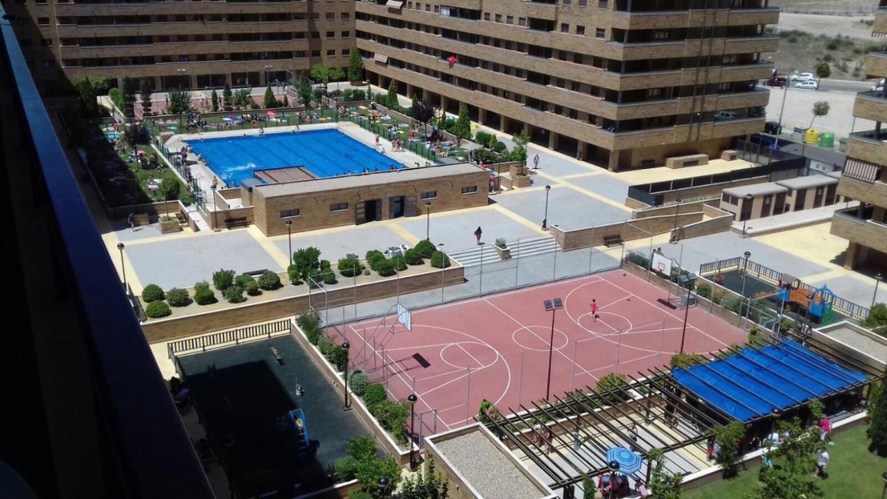 Aires De Toledo-Parque Warner Y Madrid En Familiaアパートメント エクステリア 写真