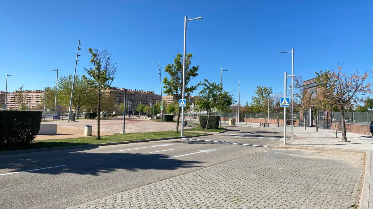 Aires De Toledo-Parque Warner Y Madrid En Familiaアパートメント エクステリア 写真